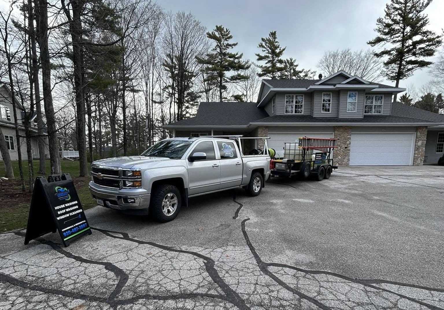 Featured post - Top 3 Benefits of Hiring Lakeside Liquid Solutions LLC